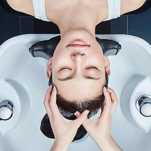 ヘッドスパ＋デザインカット¥8800