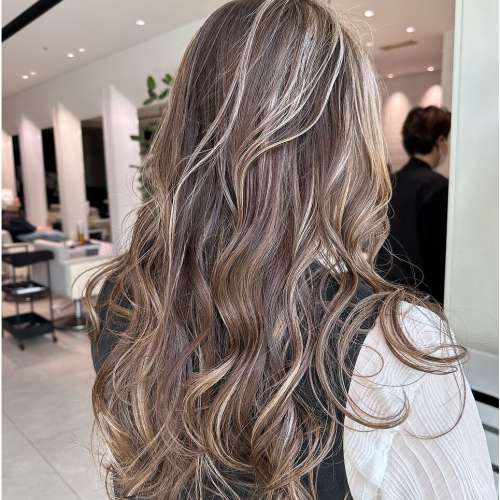 【デザインハイライト】ダブルカラー＋トリートメント￥18700